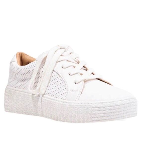 Steve Madden white Toliver textured leather sneaker - Picture 1 of 12